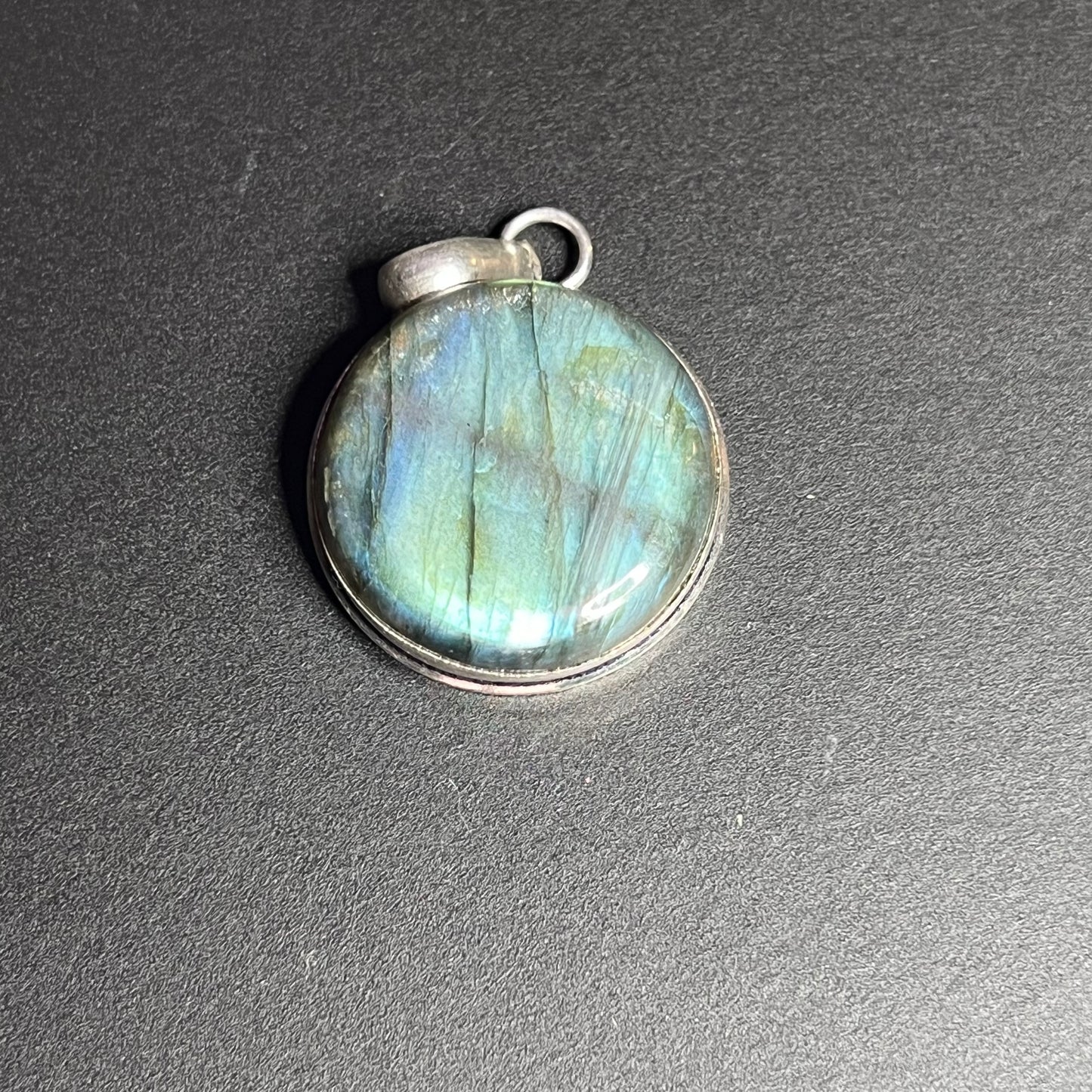 Labradorite Circle Pendant