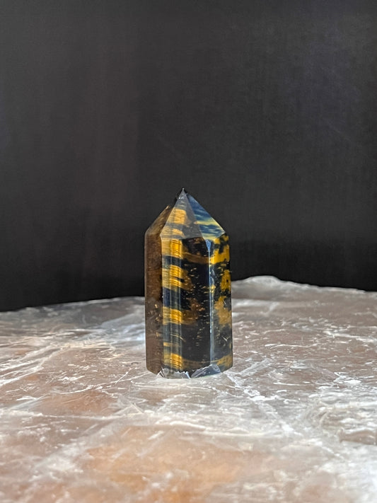 Blue Tiger Eye Point