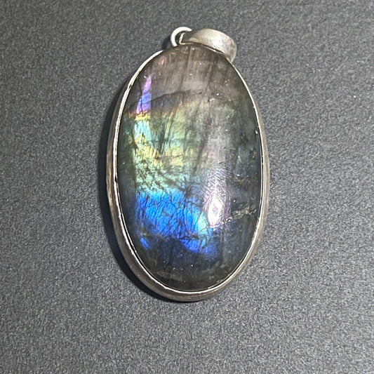 Labradorite Oval Pendant