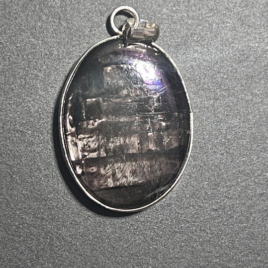 Hypersthene Oval Pendant