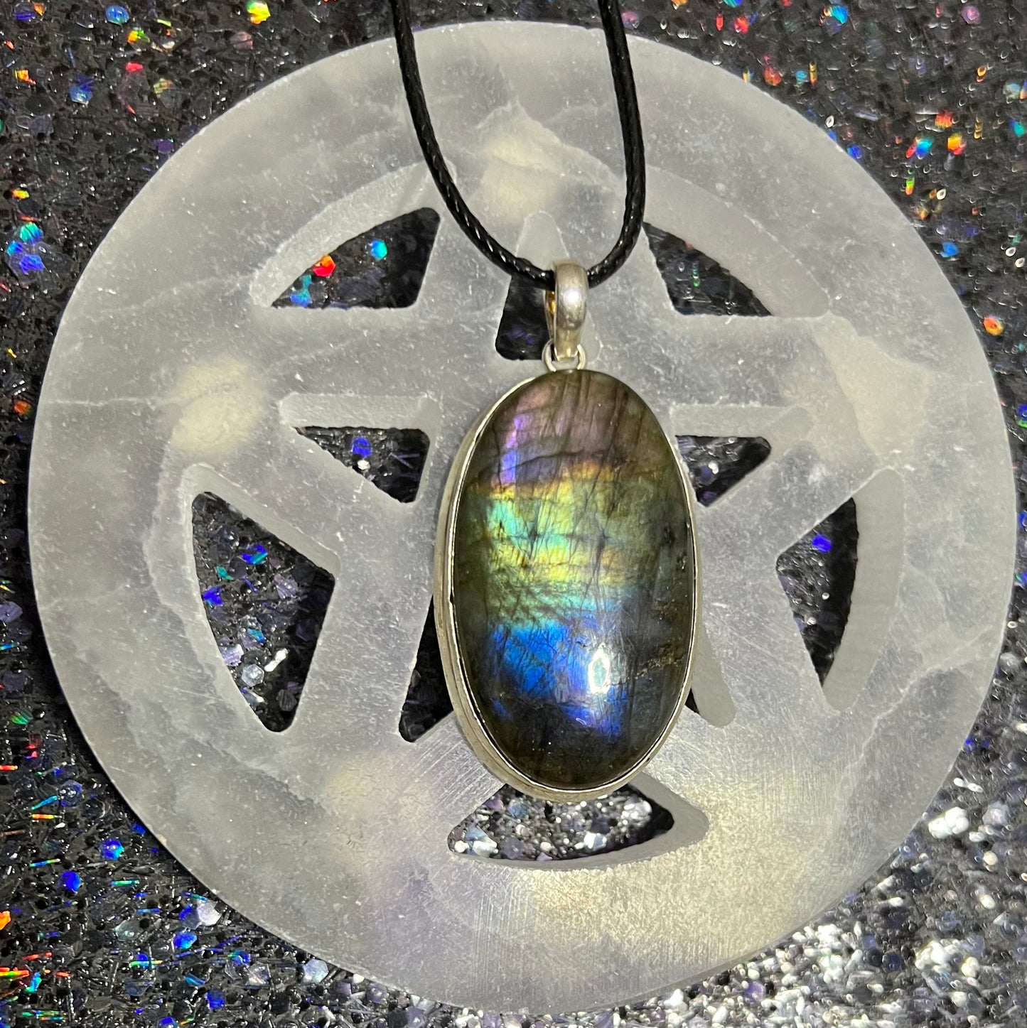 Labradorite Oval Pendant