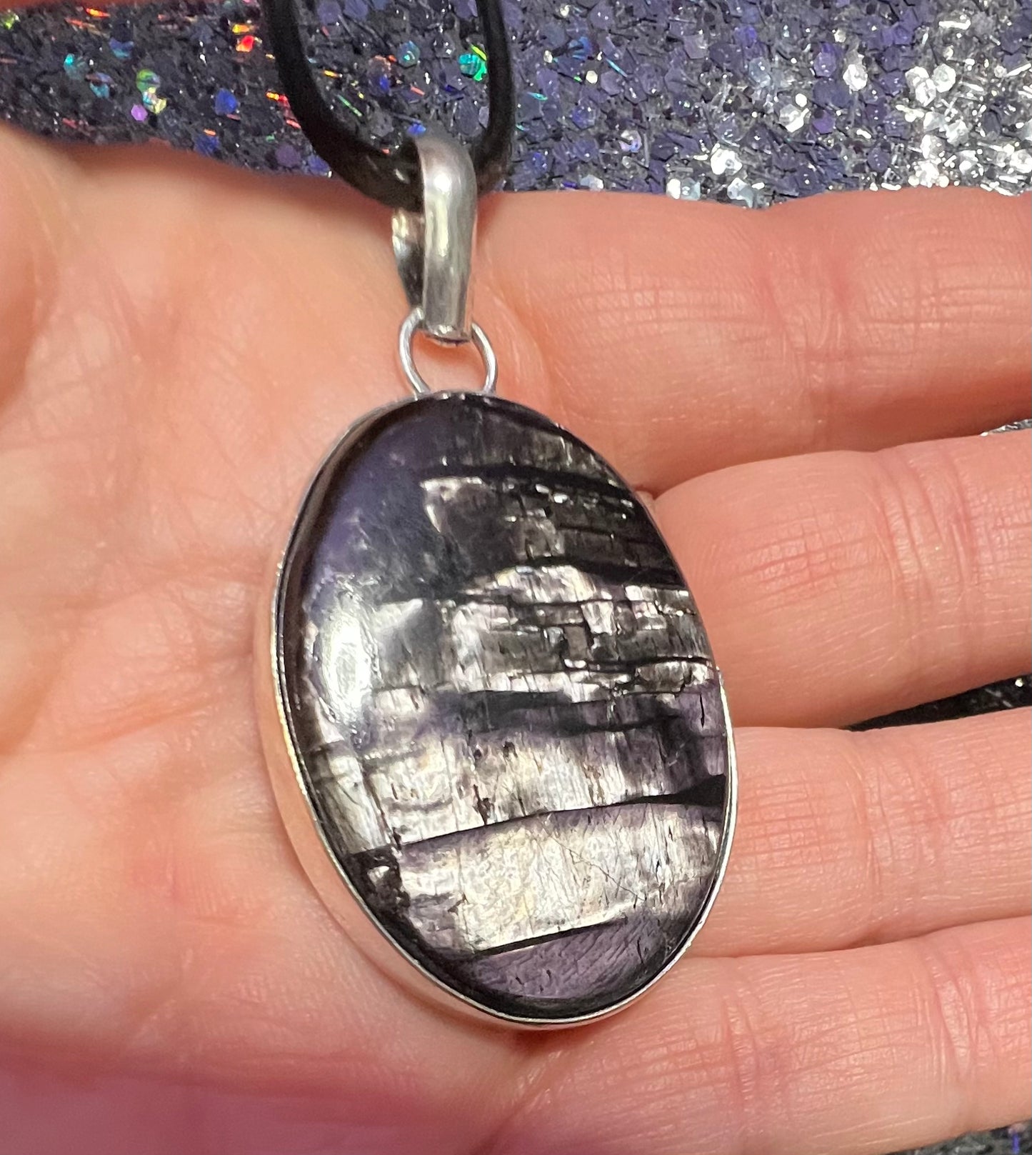 Hypersthene Oval Pendant